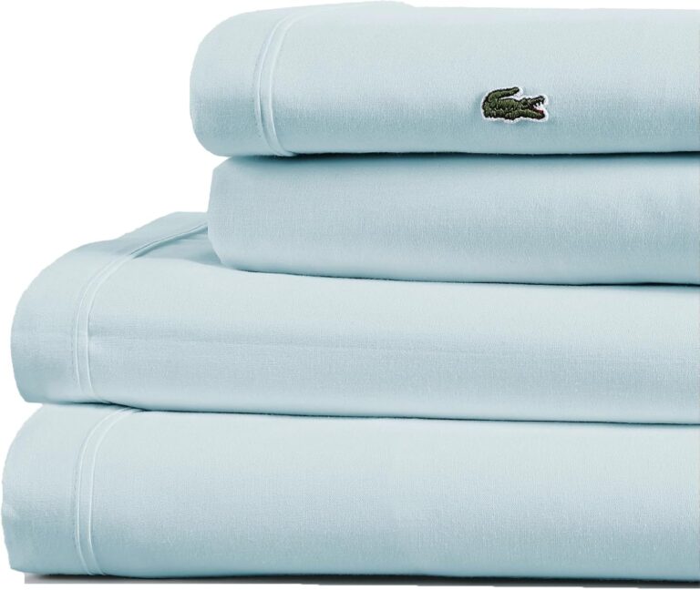 Lacoste Conjunto de lençóis CASAL sólidos de algodão percal de 3 peças, respirável, refrescante e de qualidade hoteleira – bolso profundo, ajuste fácil, certificado Oeko-Tex, azul claro, completo